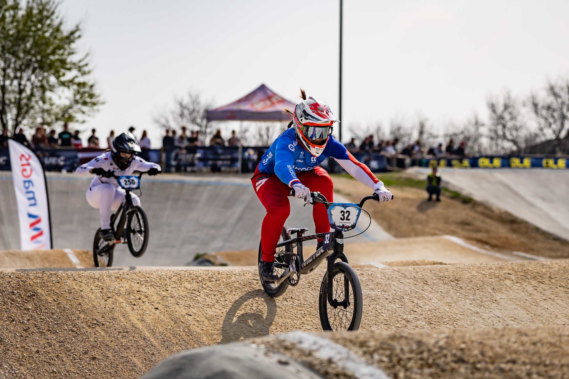 První ostrý start sezony 2026