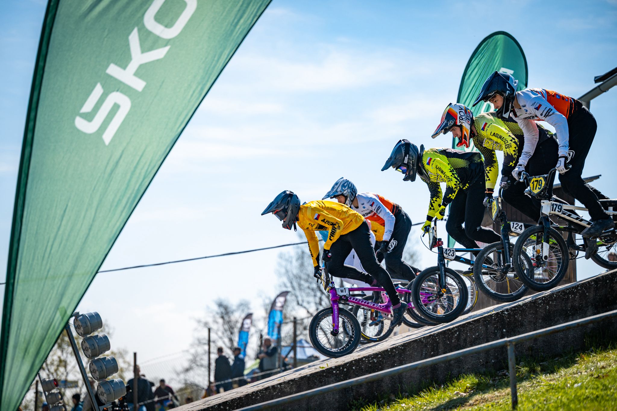 Report: 1. a 2. kolo allwyn Českého poháru BMX | Pardubice